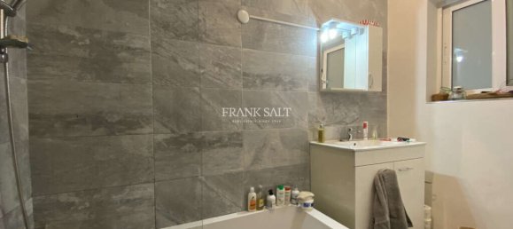 2 bedrooms Apartment in Sliema, Malta No. 4020 10