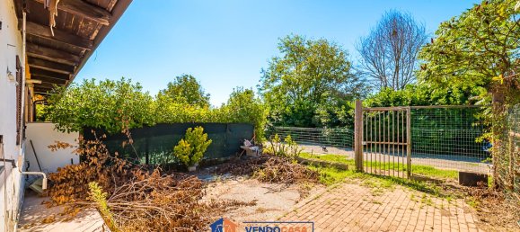 5 rooms House in Carmagnola, Italy No. 348764 5