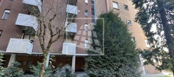 2 bedrooms Apartment in Reggio Emilia, Italy No. 295579 3