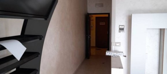 5 rooms Office in Imola, Italy No. 133215 11
