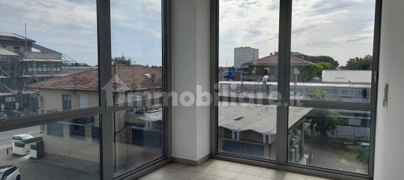 5 rooms Office in Imola, Italy No. 133215 9