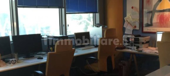 3-salle Bureau à Tivoli, Italy No. 196621 22