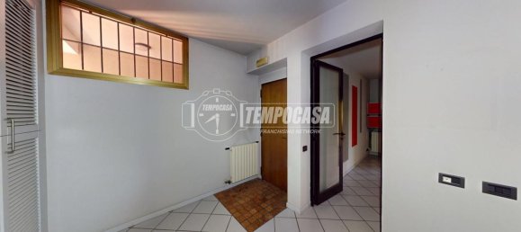 Apartamento de 3 divisões em Bovisio Masciago, Italy N.º 150304 7