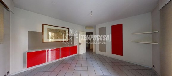 Apartamento de 3 divisões em Bovisio Masciago, Italy N.º 150304 4