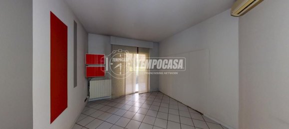 Apartamento de 3 divisões em Bovisio Masciago, Italy N.º 150304 3