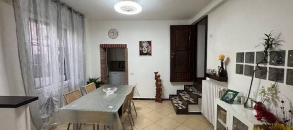 4 bedrooms House in Vellezzo Bellini, Italy No. 365661 10