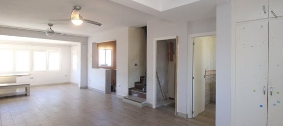 3 غرف نوم فيلا في Alicante, Spain رقم 176450 11