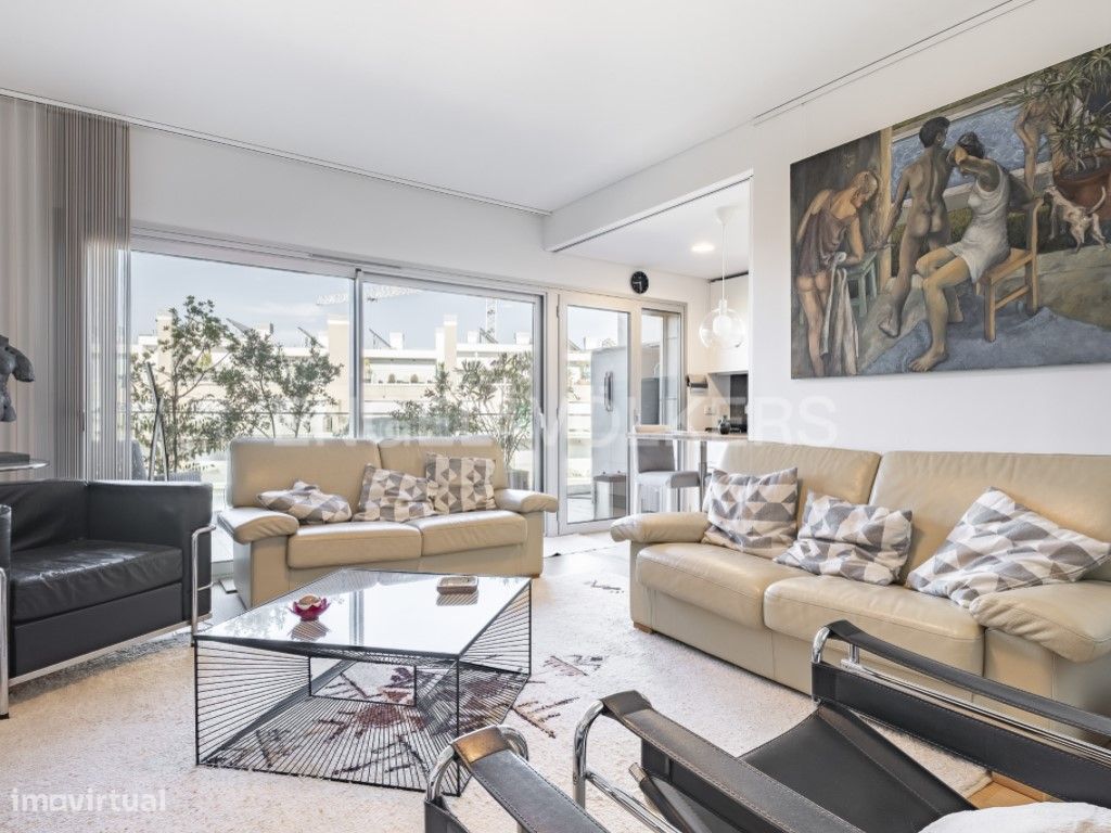 4 bedrooms Duplex in Seixal, Portugal No. 274434