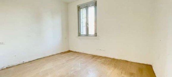 3 Schlafzimmer Wohnung in Seveso, Italy, Nr. 362202 5