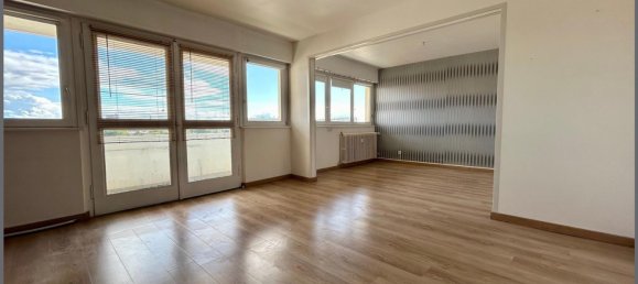 Apartamento de 2 dormitorios en Metz, France No. 246678 3