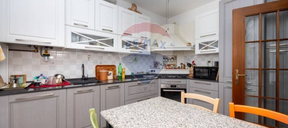 4 bedrooms Apartment in Truccazzano, Italy No. 339042 5