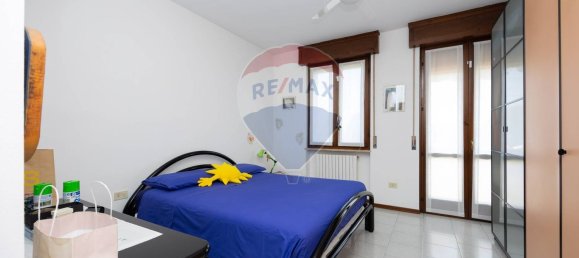4 bedrooms Apartment in Truccazzano, Italy No. 339042 15