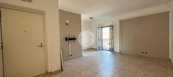 3 Schlafzimmer Wohnung in San Nicola la Strada, Italy, Nr. 318080 3