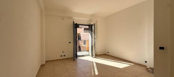 3 Schlafzimmer Wohnung in San Nicola la Strada, Italy, Nr. 318080 11