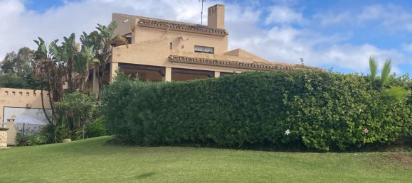 4 Schlafzimmer Villa in Estepona, Spain, Nr. 136970 10