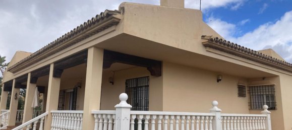 4 Schlafzimmer Villa in Estepona, Spain, Nr. 136970 11