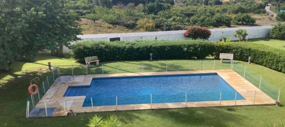 4 Schlafzimmer Villa in Estepona, Spain, Nr. 136970 2