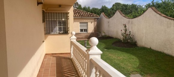 4 Schlafzimmer Villa in Estepona, Spain, Nr. 136970 44