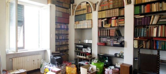 6-salle Appartement à Genoa, Italy No. 79172 18