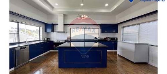 4 bedrooms Cafe / restaurant in Pattaya, Thailand No. 19930 2