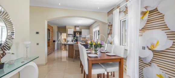 5 Schlafzimmer Villa in Quarteira, Portugal, Nr. 124011 21