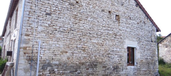 3 bedrooms House in Reynel, France No. 62922 14