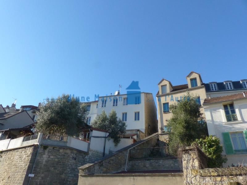 Propriété commerciale à Carrières-sur-Seine, France 77m² No. 174562