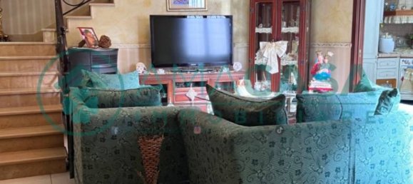 2 bedrooms House in Grumo Nevano, Italy No. 89246 2