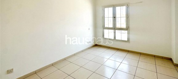 Villa T3 em The Springs, UAE N.º 99977 9