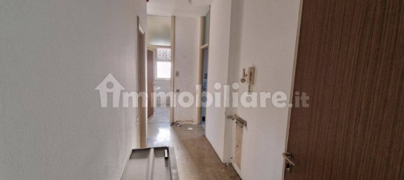1-Zimmer Lagerhaus in Baranzate, Italy, Nr. 308301 19