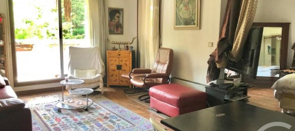2 bedrooms Apartment in Paris, France No. 179898 4