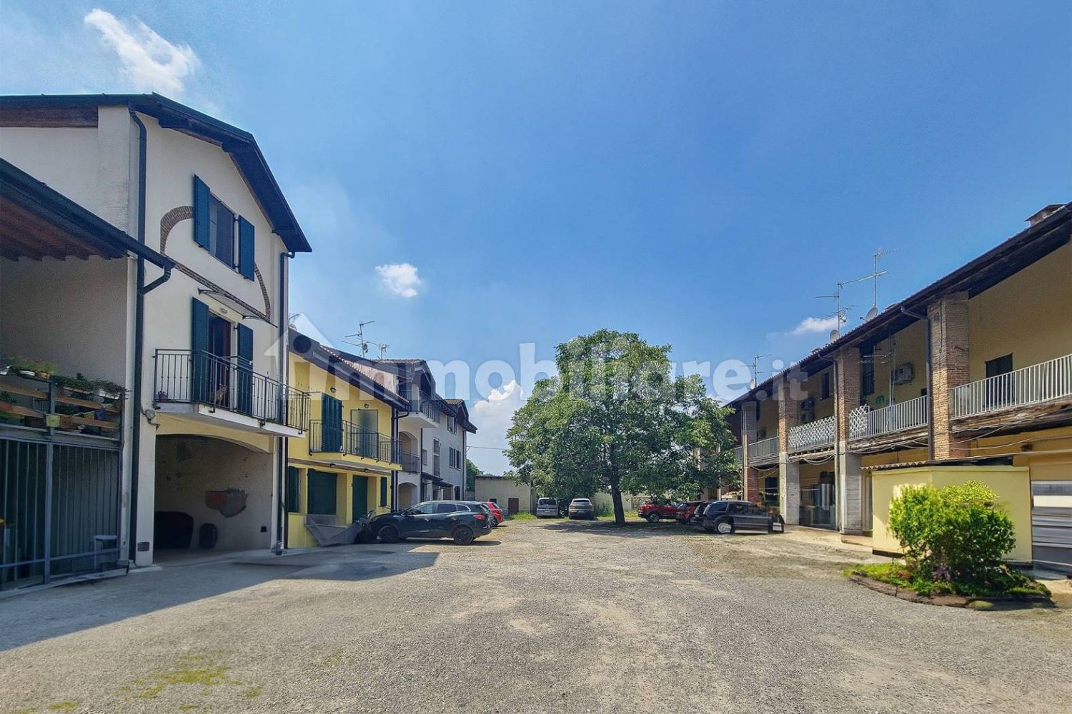 2 Schlafzimmer Wohnung in Cernusco sul Naviglio, Italy, Nr. 44519