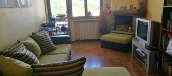 3 rooms Apartment in Valdilana, Italy No. 176164 2