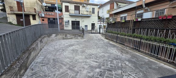 4 rooms Apartment in Lanuvio, Italy No. 275596 3