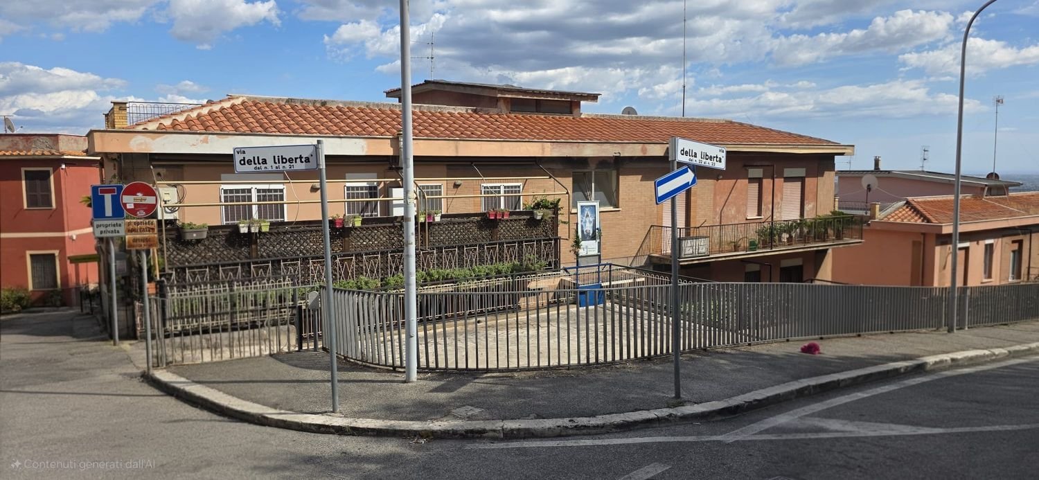 4 rooms Apartment in Lanuvio, Italy No. 275596