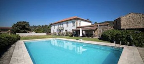 4 bedrooms House in Santa Comba, Spain No. 58580 7