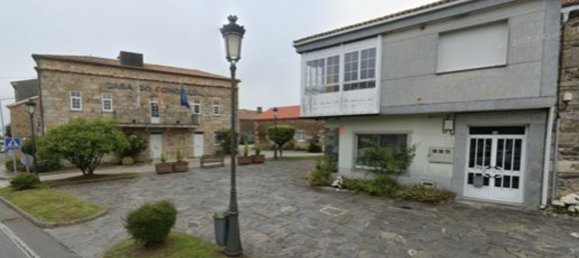 4 bedrooms House in Santa Comba, Spain No. 58580 2