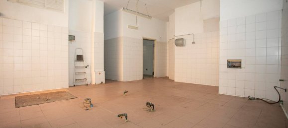 Propiedad comercial de 2 habitaciónes en Tarquinia, Italy No. 158190 30