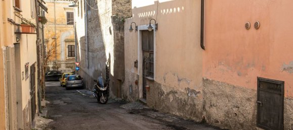Propiedad comercial de 2 habitaciónes en Tarquinia, Italy No. 158190 10