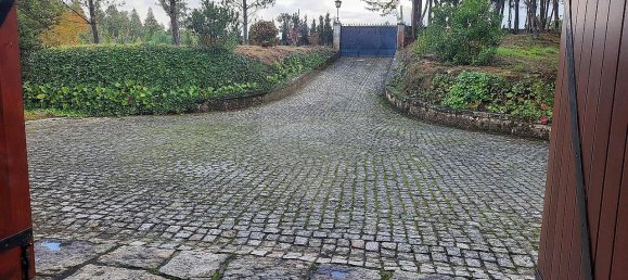 Дом с 9 спальнями в Кандоза, Португалия № 55731 2