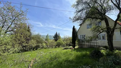  Land in Garsten, Austria No. 18747