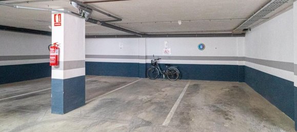 14m² Parking in Alicante, Spain No. 189167 2