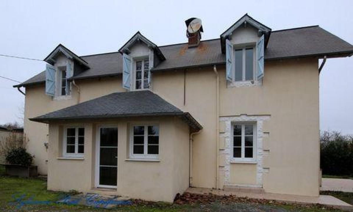 4 bedrooms House in Monein, France No. 7480