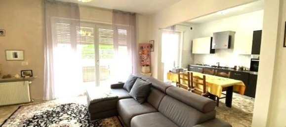 4 rooms Apartment in Pordenone, Italy No. 183145 9