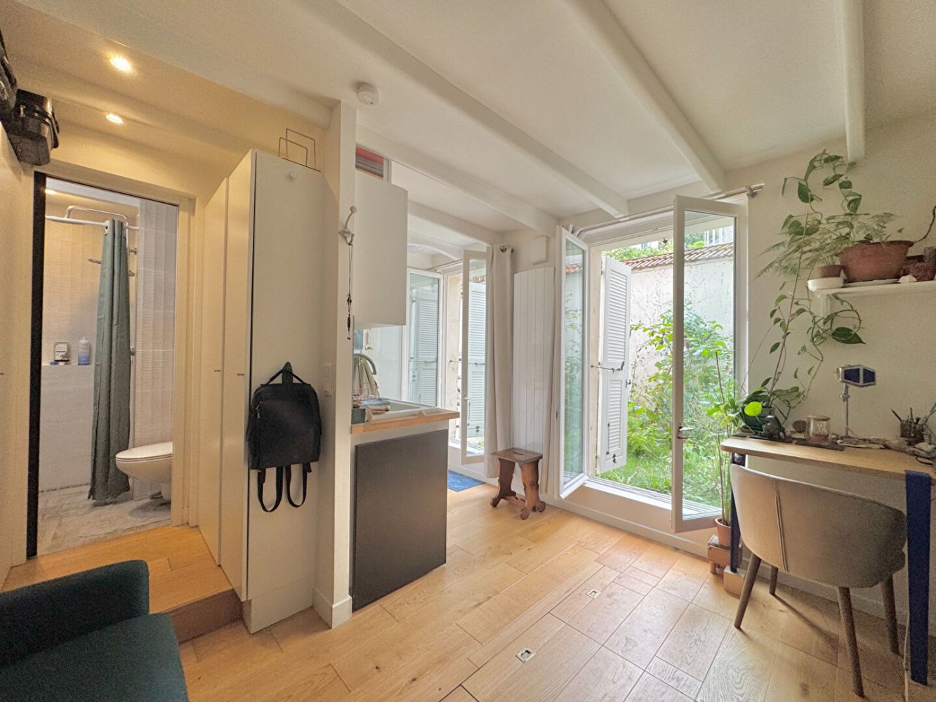 Studio in Paris, France, Nr. 364066