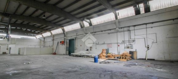 2غرفة مستودع في Verdello, Italy رقم 167045 16