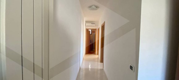 Casa de 3 habitaciónes en Vieste, Italy No. 18570 8