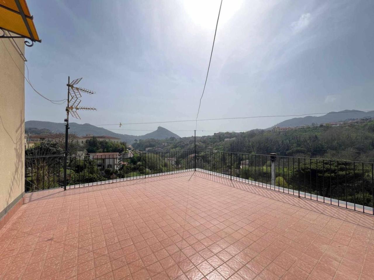 3 rooms Apartment in Cava de' Tirreni, Italy No. 37524