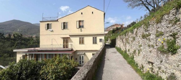 3 rooms Apartment in Cava de' Tirreni, Italy No. 37524 9
