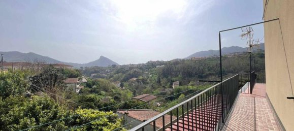 3 rooms Apartment in Cava de' Tirreni, Italy No. 37524 8
